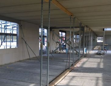 Spinder nieuwbouw: de muren worden opgetrokken