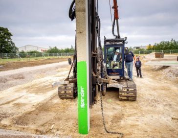 Heien 1ste paal Nieuwbouw Spinder