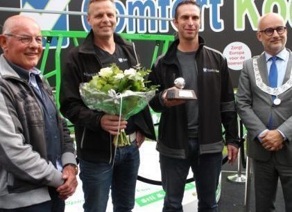 spinder-dealer-comfort-koe-wint-zilveren-pieper