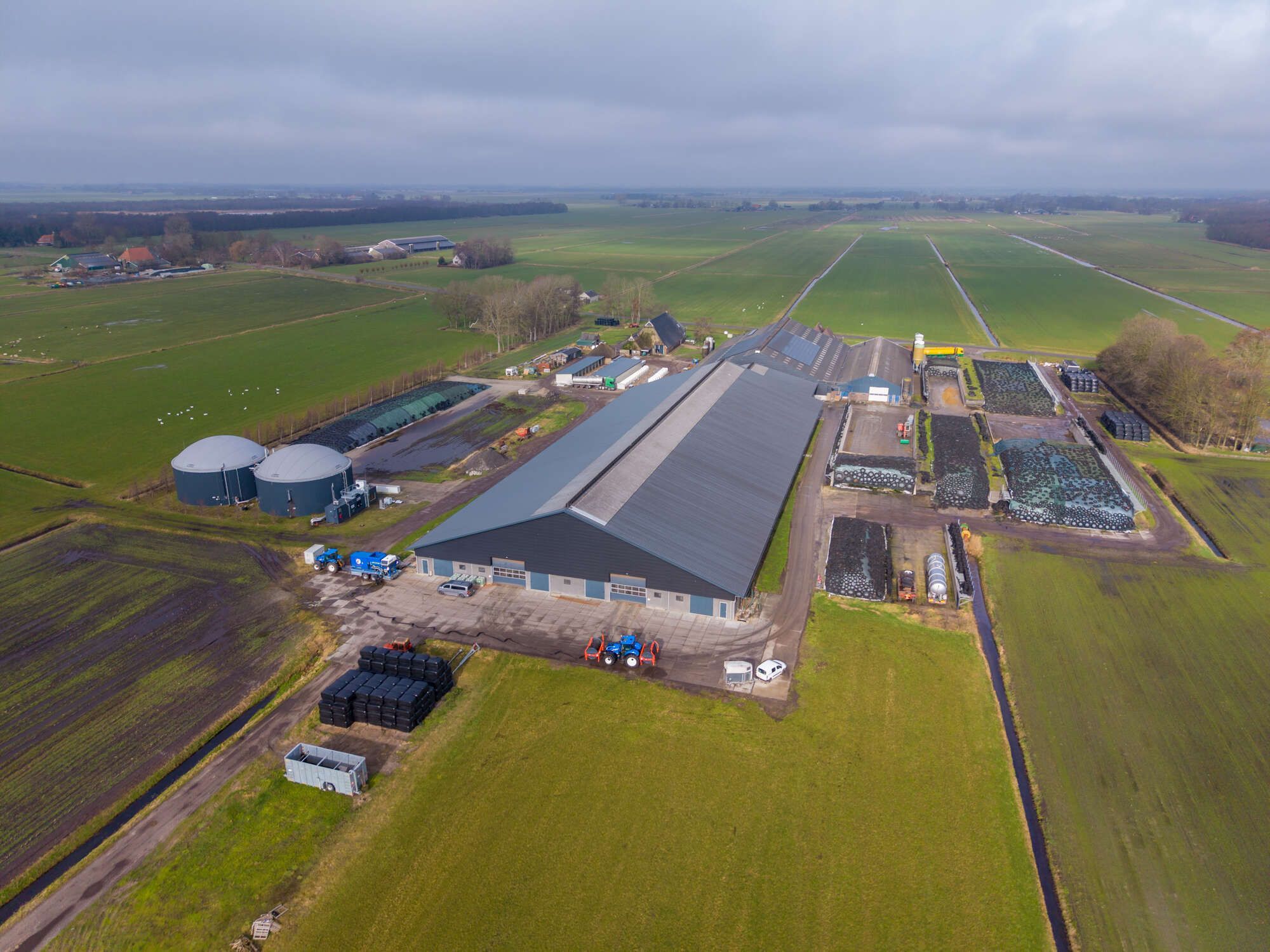 Luchtfoto Mts Van der Wal Boornbergum